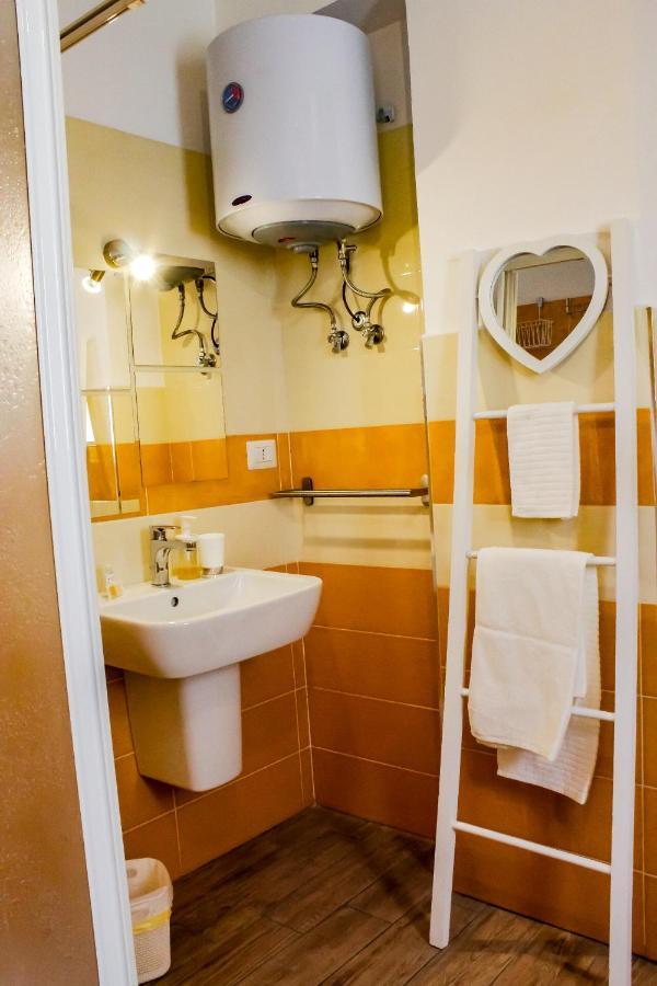 Casa Peppino Apartment Летояни Екстериор снимка